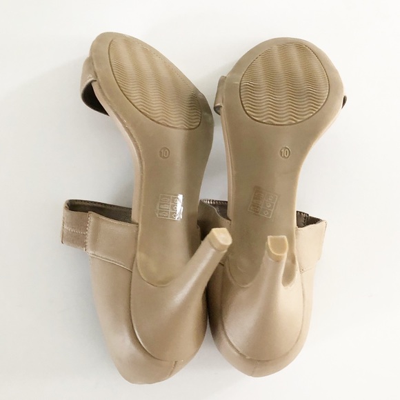 NWOB Moda Spana Nude Heels - Picture 4 of 4